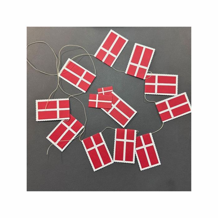 Simple and Basic die "Flag with lace border" SBD507