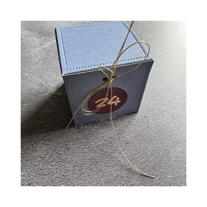 Simple and Basic die "Square box" SBD590